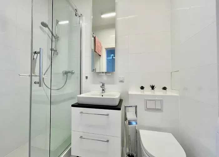 Elegant Apart-800m Main Square-parking And Lift *